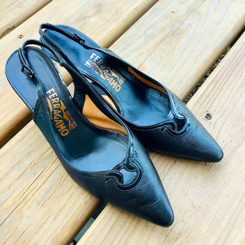 Dressy Salvatore Ferragamo pumps 🌷🌷